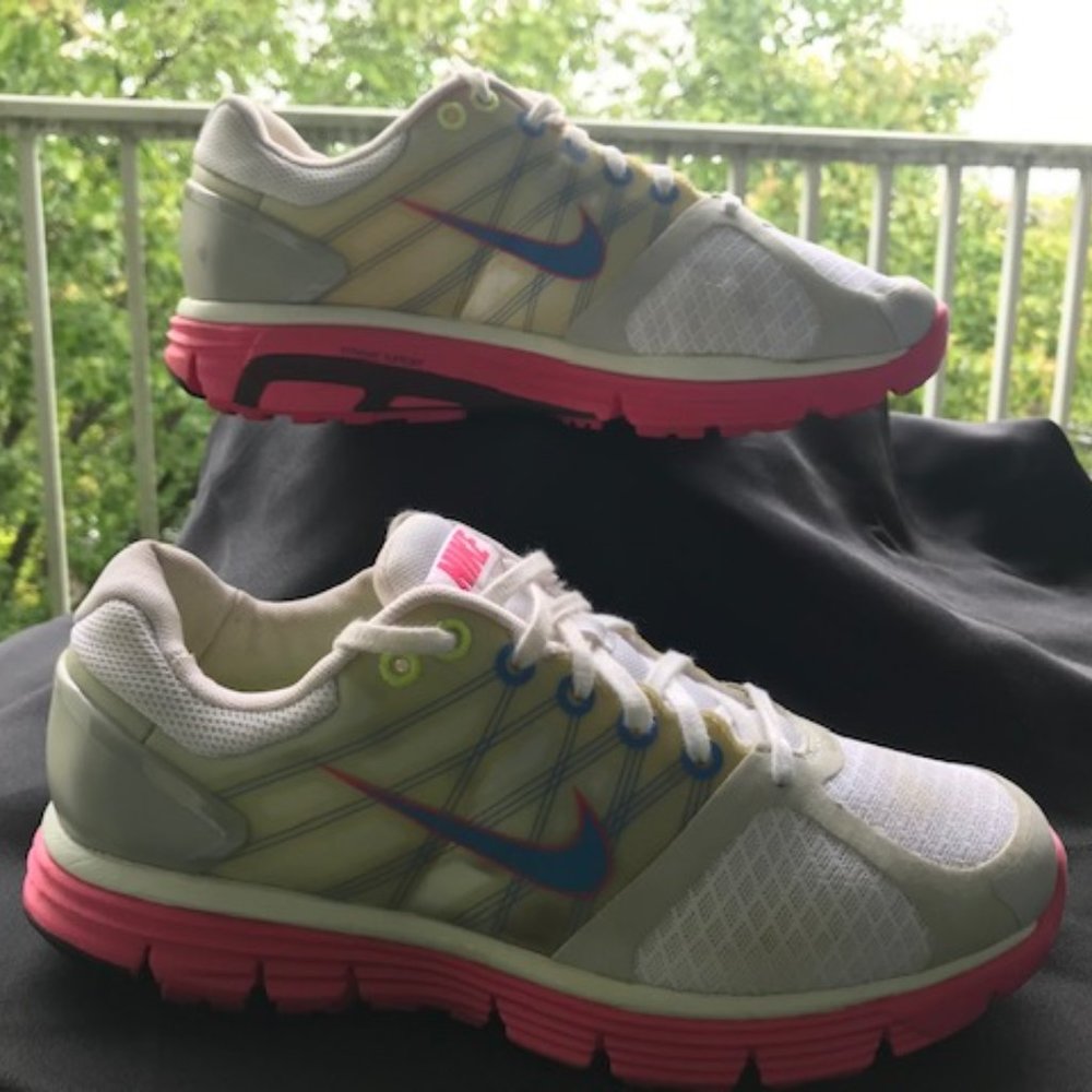 ❤️NIKE Lunar Glide 2 Sneakers -7Y